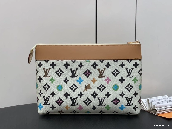 WIS POCHETTE VOYAGE SOUPLE-32*21*8CM LOUIS VUITTON 1025